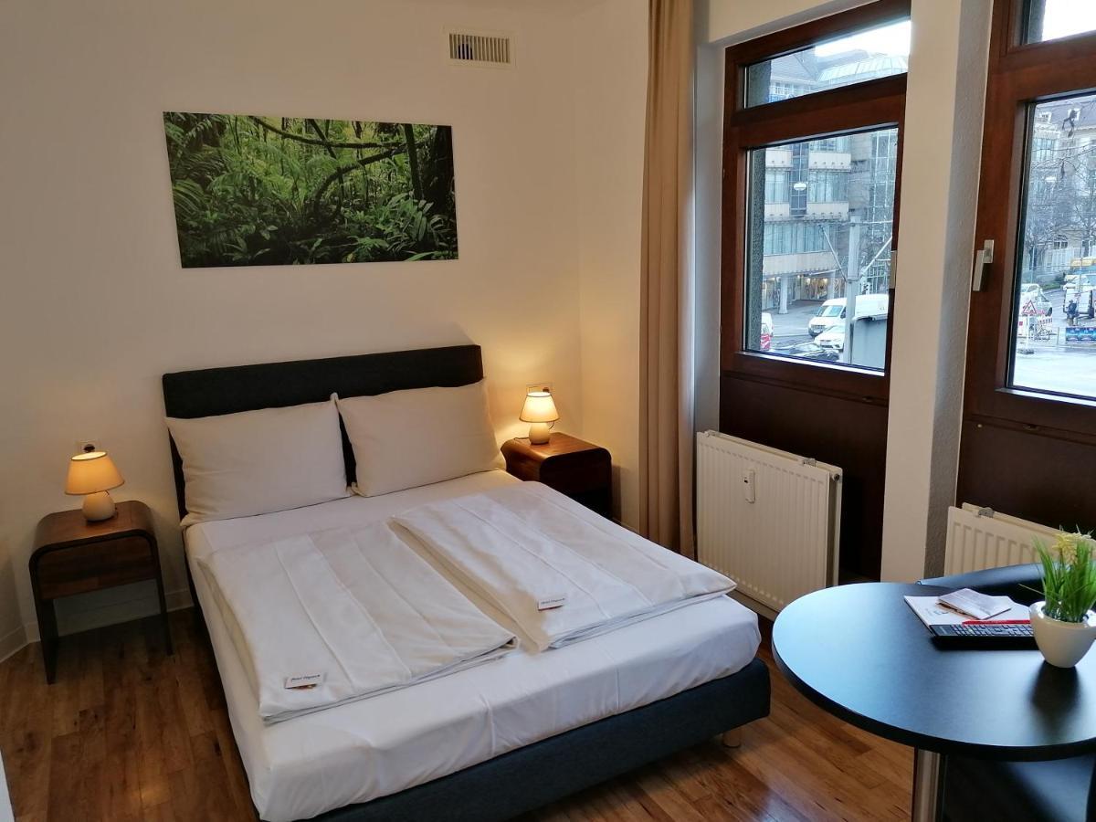 Hotel Olgaeck Stuttgart Bagian luar foto